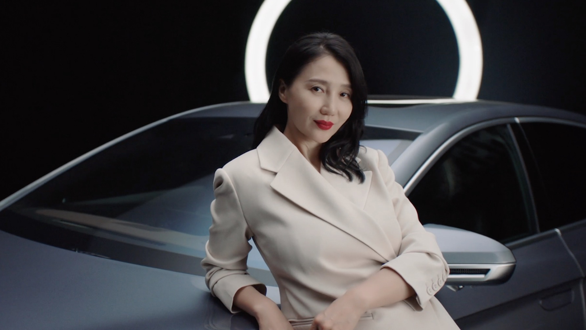 阿朵 | K8凯发国际木兰荟首位女性挚友，新民族音乐人
